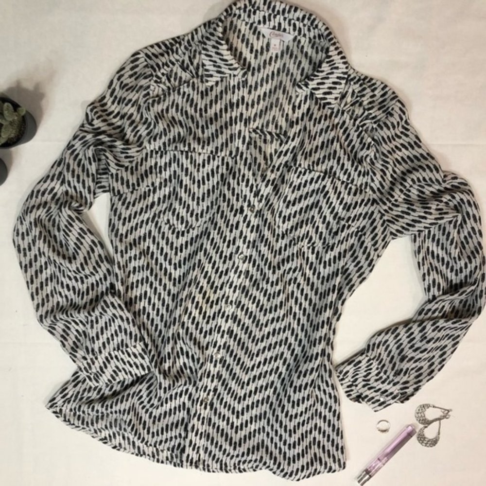 Candie's | White and Black Button-Up Blouse Medium